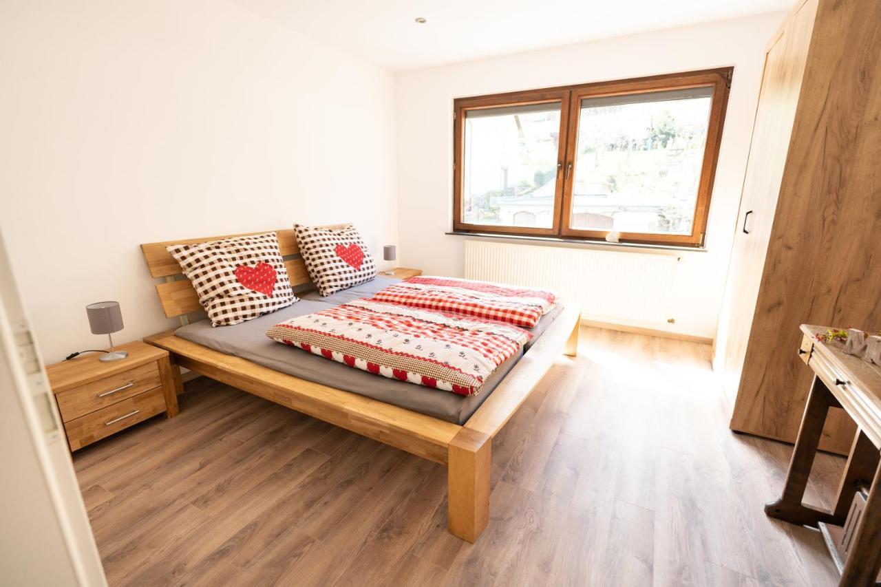 Ferienhaus Scheid Bremm Bagian luar foto